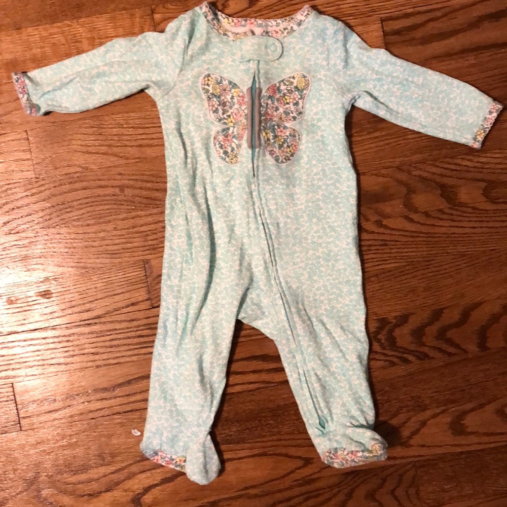 Carter’s Floral footies 6M